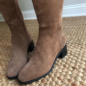 New w Stickers: Dolce Vita Lizah Suede Boot. Size 9